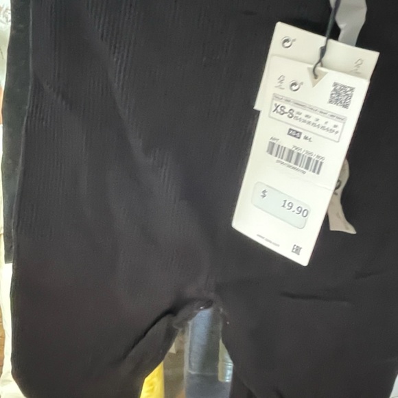 Black Ribbed Bike Shorts - Picture 3 of 6